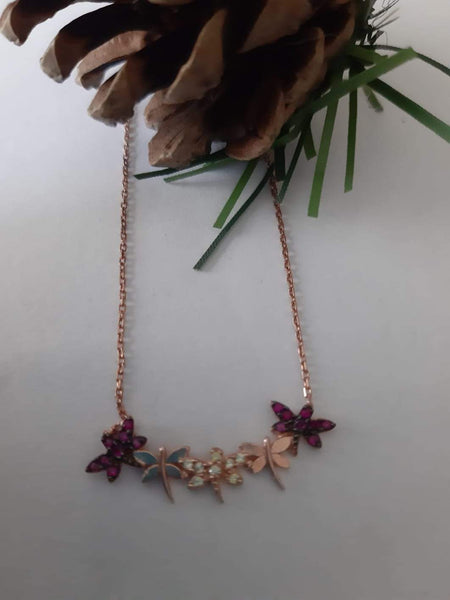Flower Bundle Necklace