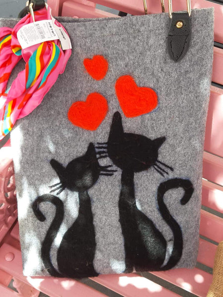 Lovers Cat's Bag Special for Valentine's Day